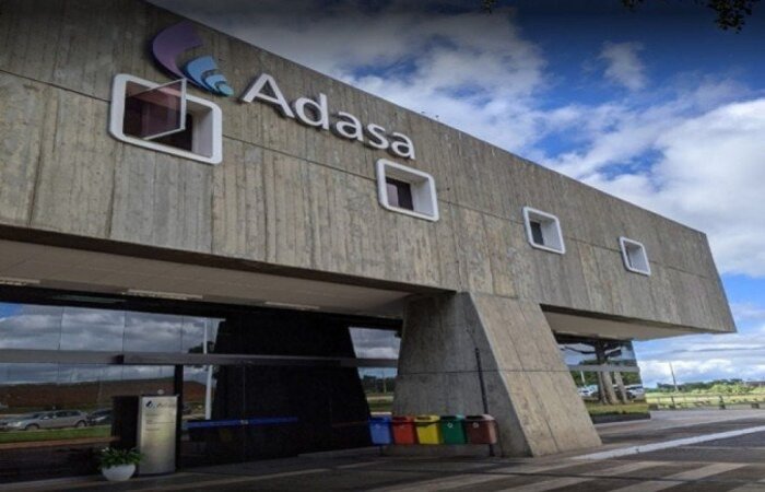 Foto: Reprodução/Internet/Com o conceito "Quem tem água, cuida. O maior presente é ter água no futuro", a campanha motiva a manutenção do consumo responsável nos ambientes rural e urbano