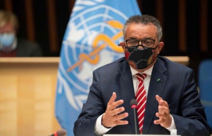 Em coletiva desta segunda-feira (22/3), a situação do Brasil no enfrentamento à pandemia da Covid-19 foi bastante discutida, em razão dos aumentos nas mortes, que dobrou nas últimas semanas. Em meio aos incrementos, país aguarda troca do ministro da Saúde/Foto: Christopher Black/OMS/AFP
