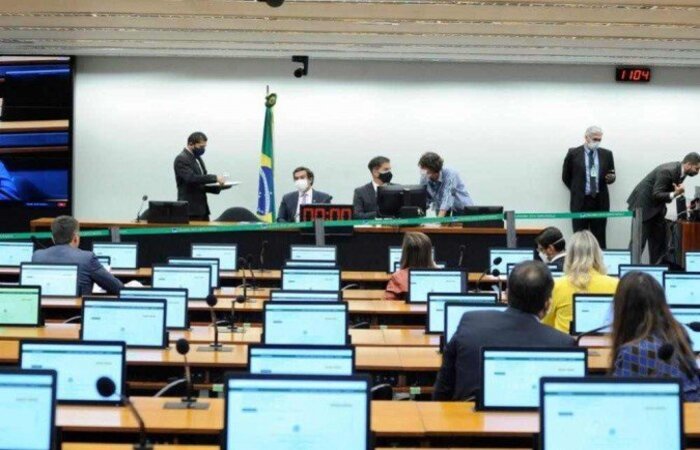 Presidente do Congresso Nacional, Rodrigo Pacheco (DEM-MG), pretende votar o orçamento de 2021 na quinta (25). O texto, sob relatoria do senador Marcio Bittar (MDB-AC), ainda precisa passar pela CMO/Foto: Gustavo Sales/Câmara dos Deputados