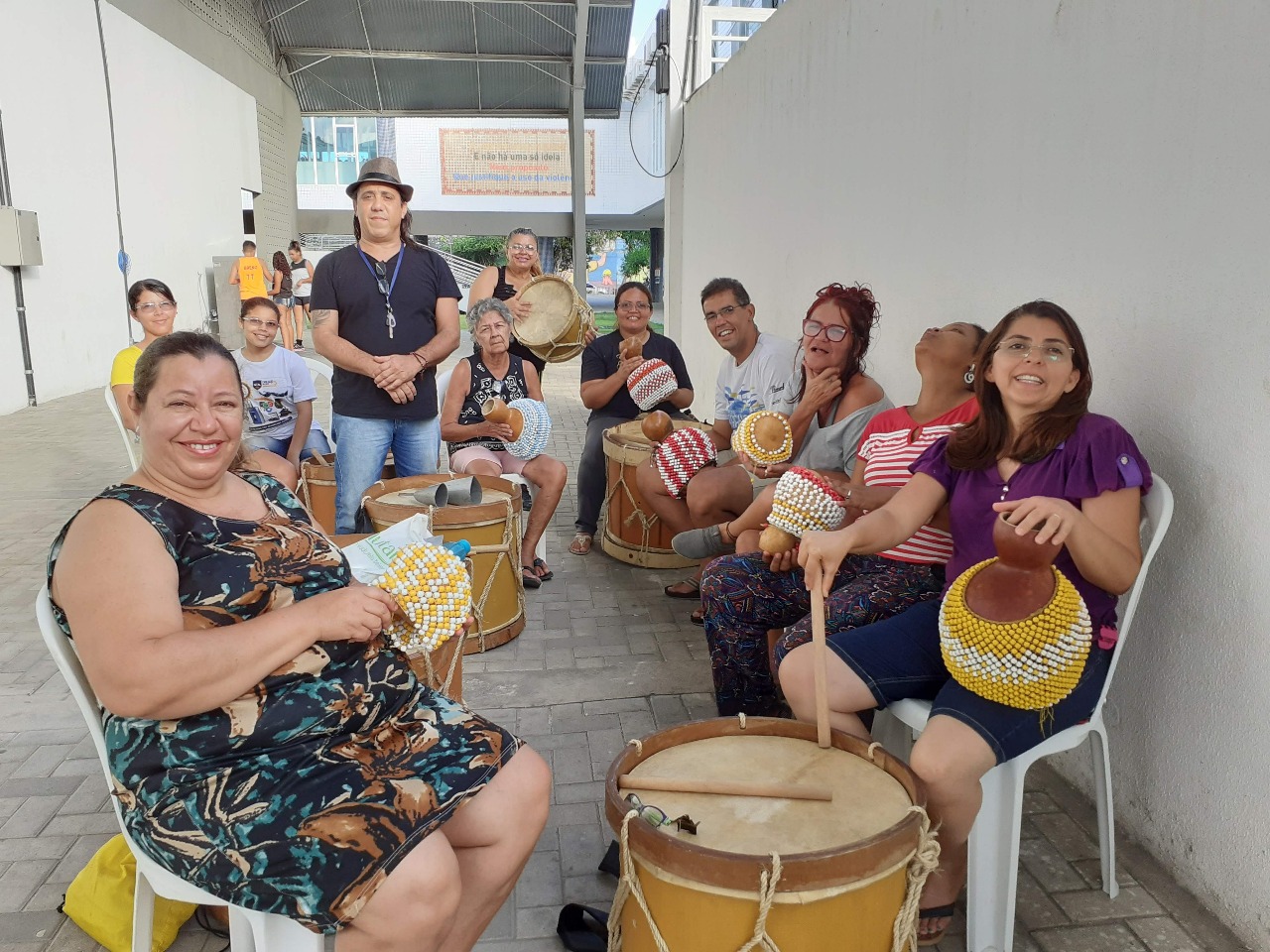 Turma de instrumento para mulheres, antes da pandemia./Divulgação Turma de instrumento para mulheres, antes da pandemia./Divulgação