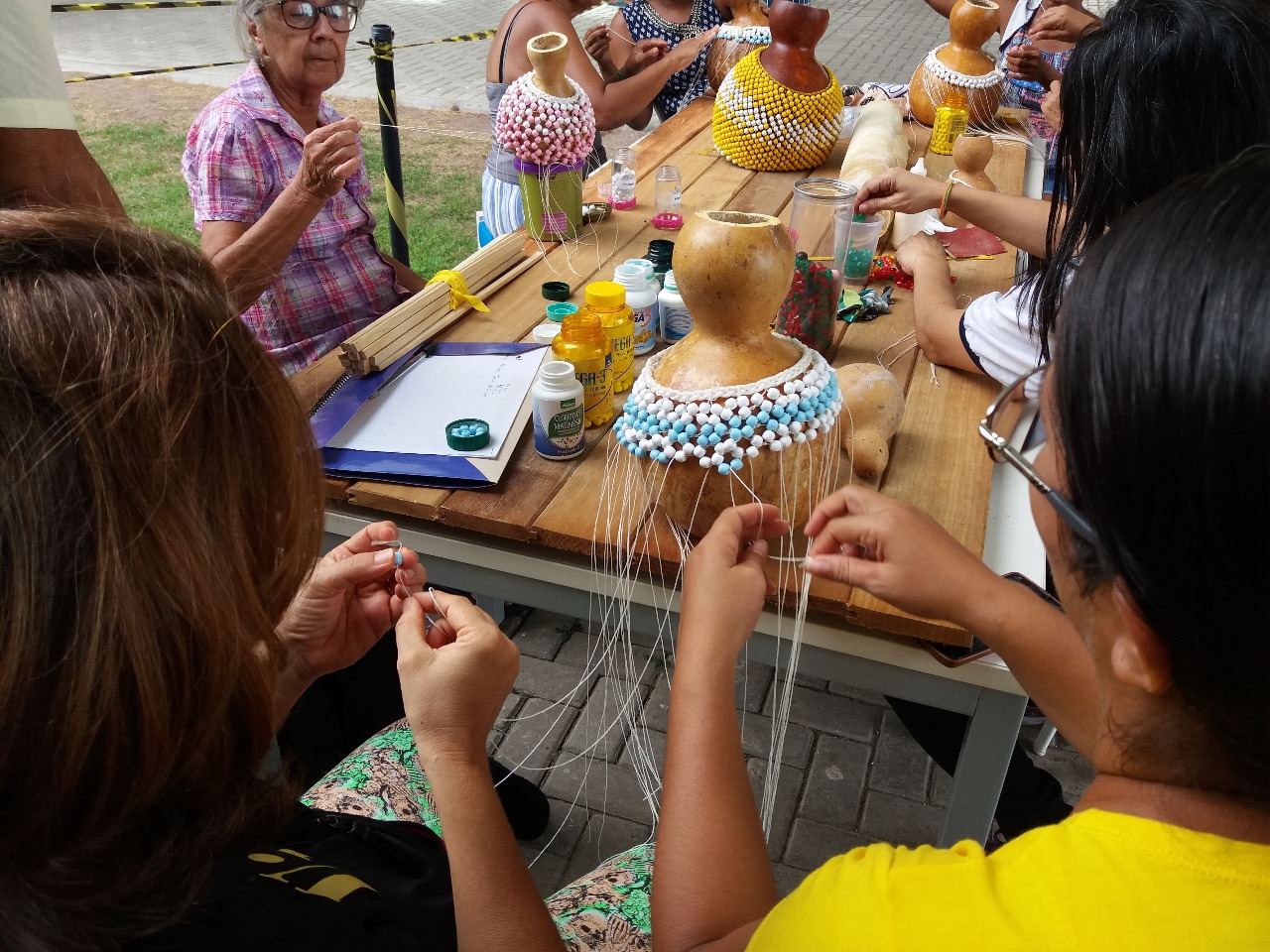 Fabricação de instrumentos musicais, antes da pandemia.