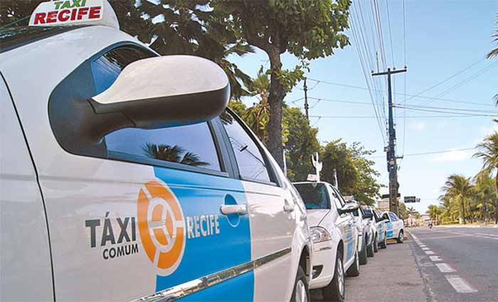 Taxistas tiveram o adiamento dos prazos para o recadastramento do exercício 2021./Foto: Tânia Passos/Arquivo DP Taxistas tiveram o adiamento dos prazos para o recadastramento do exercício 2021./Foto: Tânia Passos/Arquivo DP