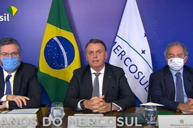 Presidente afirmou durante discurso na reunião do bloco, nesta sexta-feira (26/3), que a regra "não pode ser transformada em instrumento de veto ou freio permanente"/Foto: Reprodução/TV Brasil