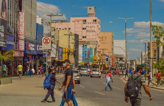Comércio em geral poderão funcionar das 8h às 18h, de segunda-feira a sexta-feira./Foto: Janaína Pepeu/Prefeitura de Caruaru/Divulgação. Comércio em geral poderão funcionar das 8h às 18h, de segunda-feira a sexta-feira./Foto: Janaína Pepeu/Prefeitura de Caruaru/Divulgação.