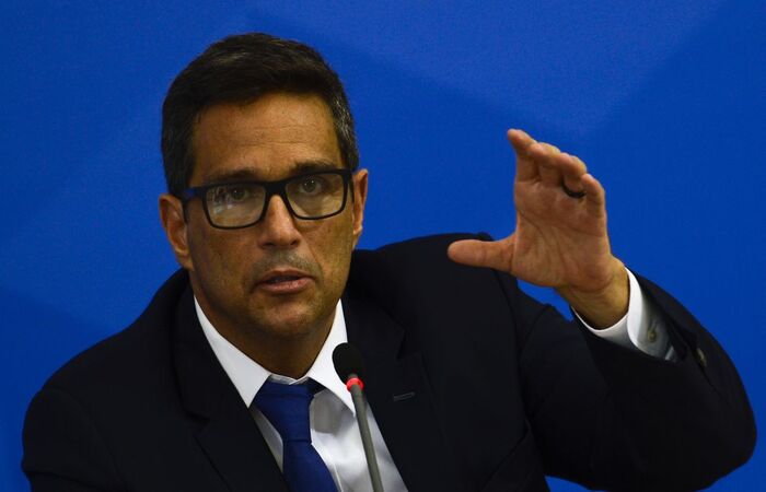 Para Campos Neto, novos gastos podem trazer mais prejuízos do que benefícios para o país hoje/Foto: Marcello Casal Jr/Agência Brasil Para Campos Neto, novos gastos podem trazer mais prejuízos do que benefícios para o país hoje/Foto: Marcello Casal Jr/Agência Brasil