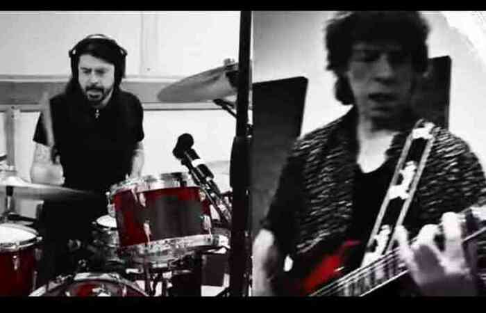 O videoclipe mostra os rockeiros veteranos tocando juntos remotamente, cada um em seu est&uacute;dio/Foto: Youtube/Reprodu&ccedil;&atilde;o