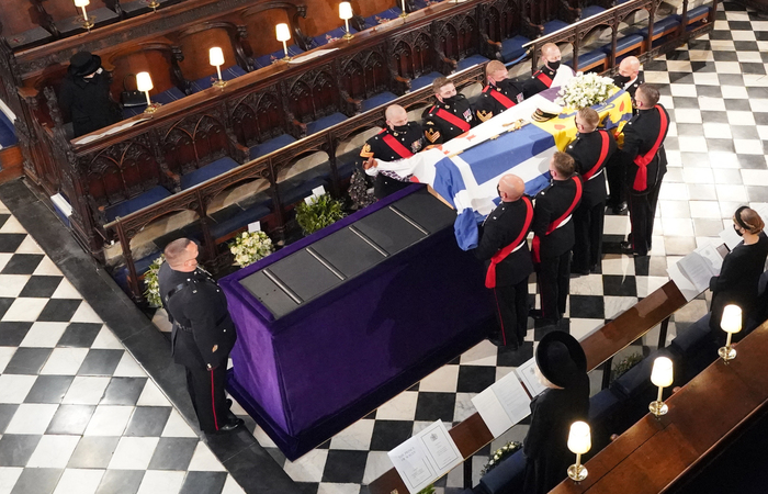 O funeral acontece na Capela de São Jorge no Castelo de Windsor, residência real no oeste de Londres/Dominic Lipinski / POOL / AFP