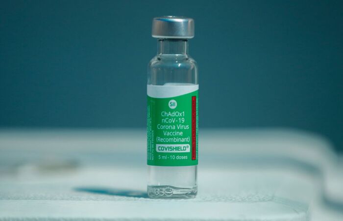 Em março, o Brasil já havia recebido 1 milhão de doses da mesma fabricante por meio do consórcio/Tânia Rego/Agência Brasil