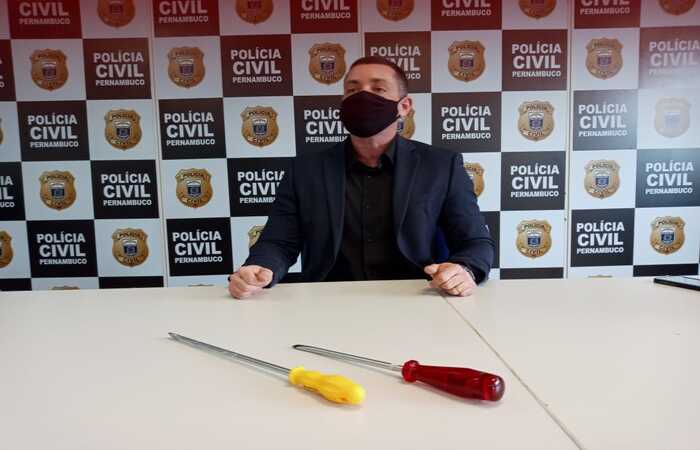 /Delegado Carlos Couto, titular da DP de Casa Amarela. Foto: Polícia Civil/Divulgação /Delegado Carlos Couto, titular da DP de Casa Amarela. Foto: Polícia Civil/Divulgação