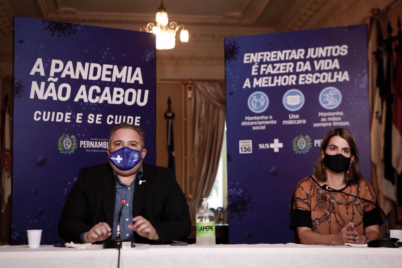 /Secretários André Longo e Ana Paula Vilaça destacaram importância de evitar aglomerações. Foto: Heudes Regis/SEI /Secretários André Longo e Ana Paula Vilaça destacaram importância de evitar aglomerações. Foto: Heudes Regis/SEI