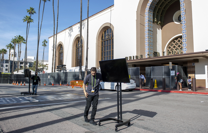 A estação de trem Union Station, em Los Angeles, passa por adaptações para receber o evento