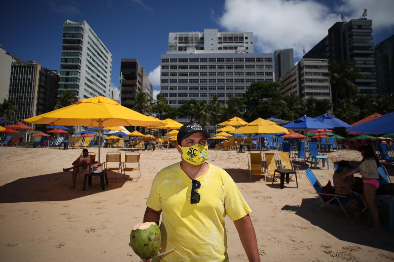 Heitor Murilo agradeceu a retomada do comercio de praia