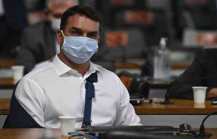 Fazendo críticas pela composição do grupo e da realização da comissão, Flávio afirmou que as mulheres não se indignaram com a formação masculina da comissão/foto: Edilson Rodrigues/Agência Senado