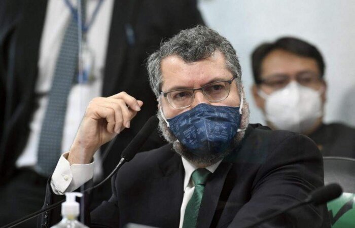 Segundo o ex-chanceler, as estratégias para lidar com a crise de saúde foram se desenrolando "de acordo com o requisito do momento"/crédito: Jefferson Rudy/Agência Senado