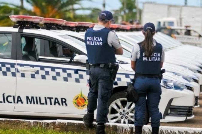 /Durante a patrulha dos agentes, em Taguatinga, os pais da criança pediram por ajuda. O menino foi levado consciente ao HRT. Foto: Divulgação/PMDF /Durante a patrulha dos agentes, em Taguatinga, os pais da criança pediram por ajuda. O menino foi levado consciente ao HRT. Foto: Divulgação/PMDF