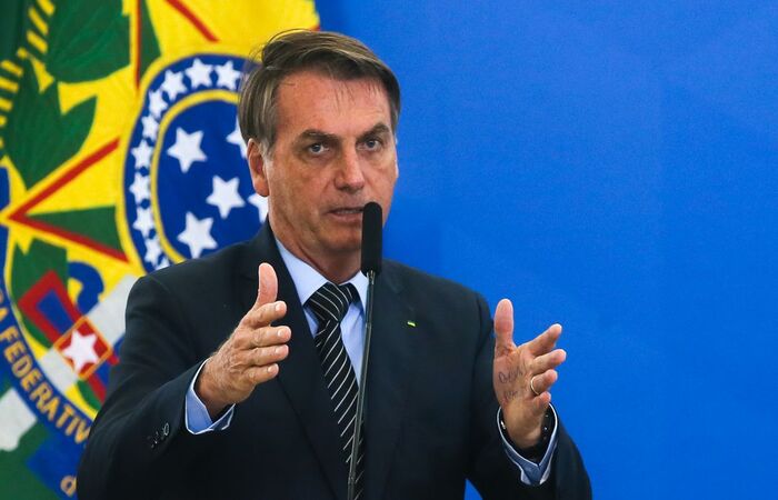Chefe do Executivo é o principal alvo da comissão, que levanta informações que indicam que o governo federal se omitiu para conter a pandemia do novo coronavírus/Antonio Cruz/Agência Brasil Chefe do Executivo é o principal alvo da comissão, que levanta informações que indicam que o governo federal se omitiu para conter a pandemia do novo coronavírus/Antonio Cruz/Agência Brasil