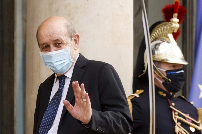 /No domingo, o chanceler Jean-Yves Le Drian advertiu para o "risco de Apartheid", se não houver um Estado palestino coexistindo com Israel. Foto: Ludovic MARIN / AFP /No domingo, o chanceler Jean-Yves Le Drian advertiu para o "risco de Apartheid", se não houver um Estado palestino coexistindo com Israel. Foto: Ludovic MARIN / AFP