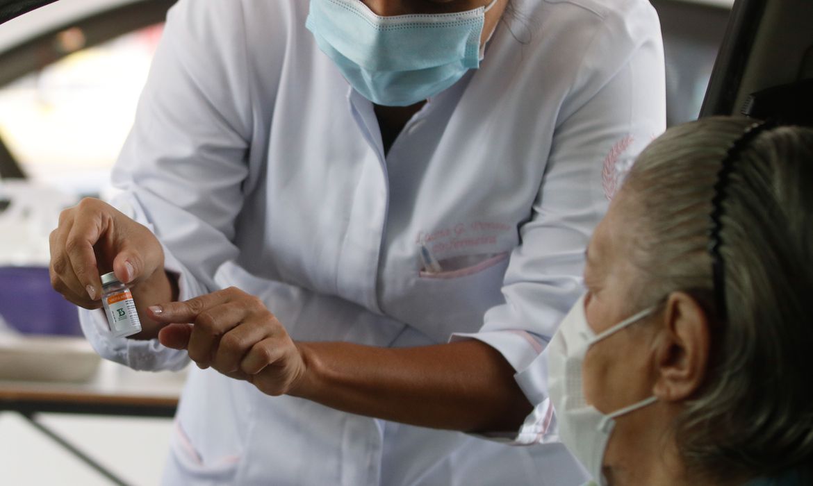 /Meta era imunizar 40% do público alvo com a primeira dose da vacina. Foto: Tânia Rego/Agência Brasil /Meta era imunizar 40% do público alvo com a primeira dose da vacina. Foto: Tânia Rego/Agência Brasil