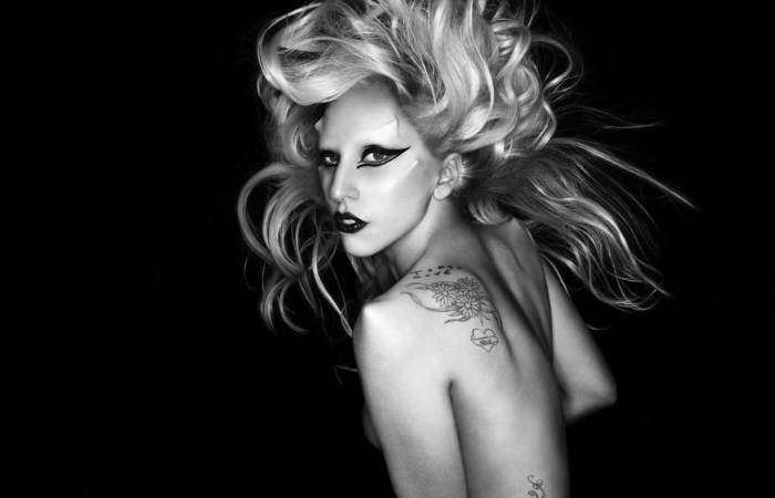 Ensaio para divulgação de álbum, lançado em 2011/Foto: Nick Knight/Divulgação