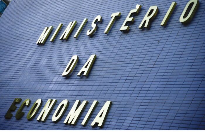 A medida foi publicada em edição extra do Diário Oficial da União/Foto: Agência Brasil