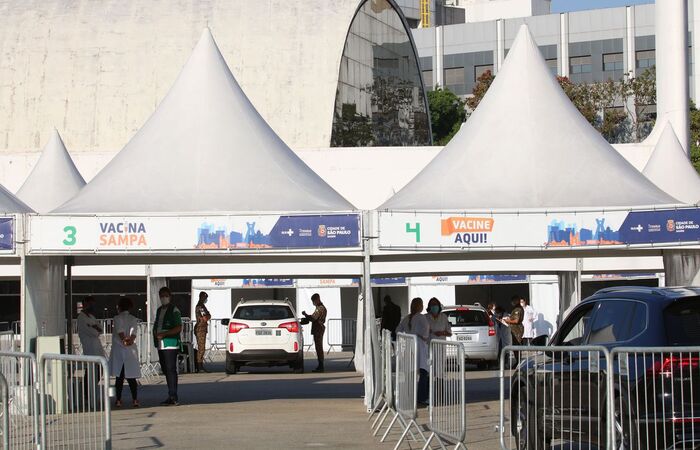 Objetivo é evitar fraudes na fila de pessoas com comorbidade/Foto: Agência Brasil Objetivo é evitar fraudes na fila de pessoas com comorbidade/Foto: Agência Brasil