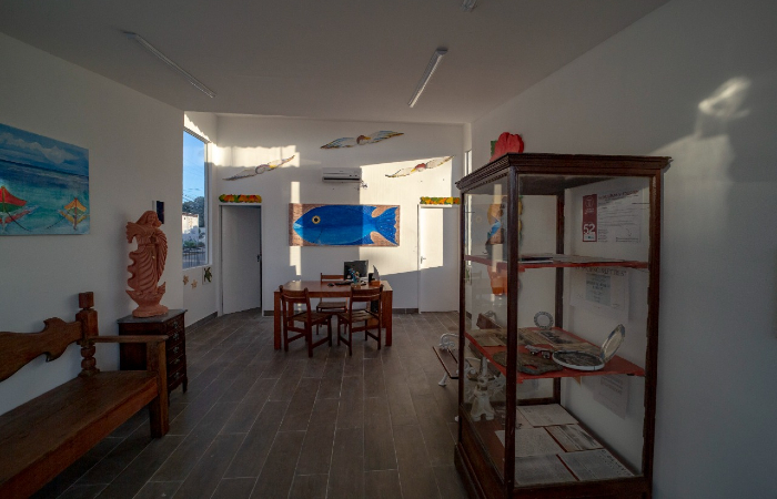 Vitrine fica no Centro de Atendimento ao Turista de Ipojuca