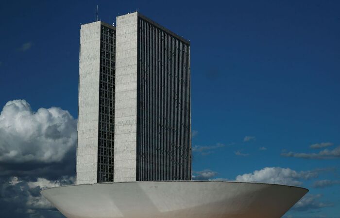 Acesso ao crédito bancário para pessoas físicas e jurídicas dispensará exigência de uma série de documentos/Foto: Marcello Casal Jr/Agência Brasil Acesso ao crédito bancário para pessoas físicas e jurídicas dispensará exigência de uma série de documentos/Foto: Marcello Casal Jr/Agência Brasil