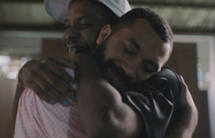 Os brothers protagonizaram o primeiro beijo gay entre homens na edição do BBB 21/Foto: Reprodução Os brothers protagonizaram o primeiro beijo gay entre homens na edição do BBB 21/Foto: Reprodução