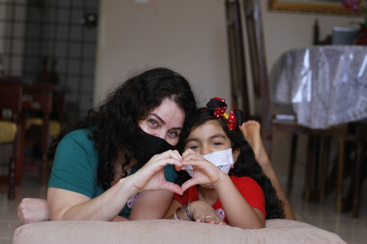 Simone Martins e a filha Sofia
