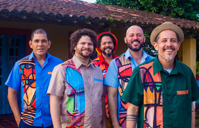 O quinto álbum da banda é dedicado aos povos indígenas e quilombolas/Foto: Aurora Produções Artísticas/Divulgação O quinto álbum da banda é dedicado aos povos indígenas e quilombolas/Foto: Aurora Produções Artísticas/Divulgação