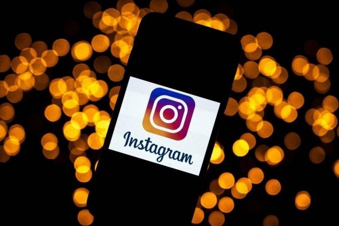 /A rede social faz testes, com alguns perfis, de nova figurinha em que qualquer um pode anexar links para direcionar seguidores a outros sites. Foto: LIONEL BONAVENTURE / D.A PRESS /A rede social faz testes, com alguns perfis, de nova figurinha em que qualquer um pode anexar links para direcionar seguidores a outros sites. Foto: LIONEL BONAVENTURE / D.A PRESS