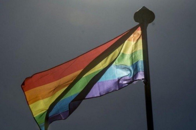 /Proibição estava em vigor porque havia uma percepção de que as pessoas LGBT eram mais suscetíveis à chantagem e, portanto, representavam um risco à segurança. Foto: Marcelo Camargo / Agência Brasil /Proibição estava em vigor porque havia uma percepção de que as pessoas LGBT eram mais suscetíveis à chantagem e, portanto, representavam um risco à segurança. Foto: Marcelo Camargo / Agência Brasil