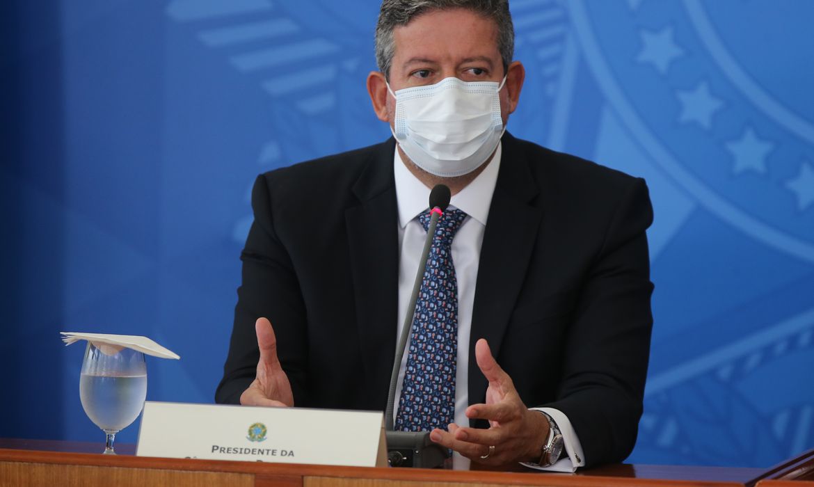 /Presidente da Câmara se junta à iniciativa do governo de definir cobrança de imposto de pessoa jurídica. Foto: Fábio Rodrigues Pozzebom/Agência Brasil