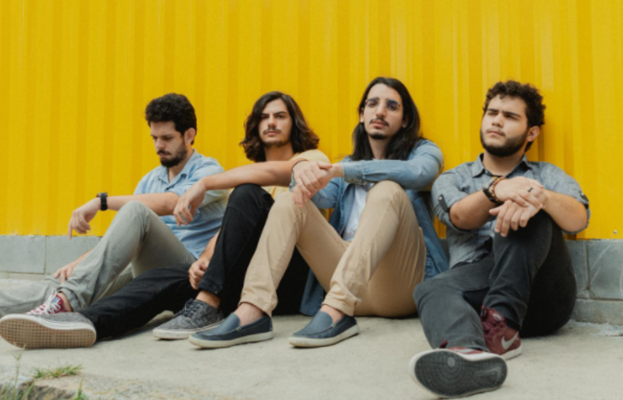 A produção musical é assinada por Gabriel Aragão, vocalista da banda cearense Selvagens à Procura de Lei/Foto: Divulgação A produção musical é assinada por Gabriel Aragão, vocalista da banda cearense Selvagens à Procura de Lei/Foto: Divulgação