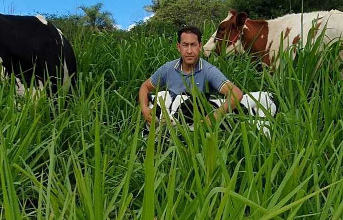 O produtor Merinaldo Alves, 40 anos, é pecuarista da Fazenda Santo Antônio, no município de Brejão, Agreste de Pernambuco./Foto: Arquivo pessoal O produtor Merinaldo Alves, 40 anos, é pecuarista da Fazenda Santo Antônio, no município de Brejão, Agreste de Pernambuco./Foto: Arquivo pessoal