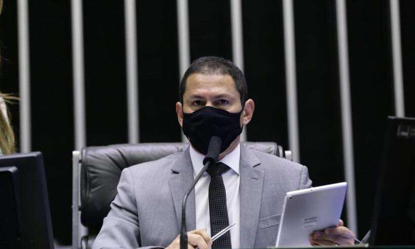 /Marcelo Ramos vem trocando farpas com o presidente Jair Bolsonaro desde a aprovação da Lei de Diretrizes Orçamentárias (LDO) de 2022. Foto: Michel Jesus/Câmara dos Deputado /Marcelo Ramos vem trocando farpas com o presidente Jair Bolsonaro desde a aprovação da Lei de Diretrizes Orçamentárias (LDO) de 2022. Foto: Michel Jesus/Câmara dos Deputado