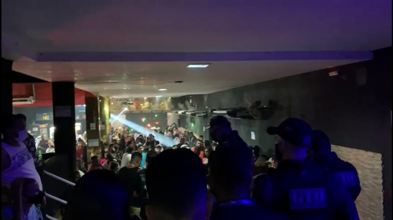 A festa acontecia no Pagode da Pressão, que foi interditado pelo Órgão por tempo indeterminado./Procon-PE/Divulgação A festa acontecia no Pagode da Pressão, que foi interditado pelo Órgão por tempo indeterminado./Procon-PE/Divulgação