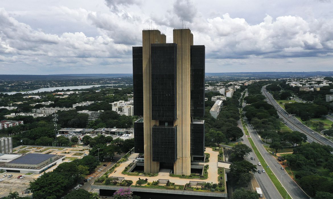 /Expectativa é de maior crescimento no segundo semestre. Foto: Agência Brasil