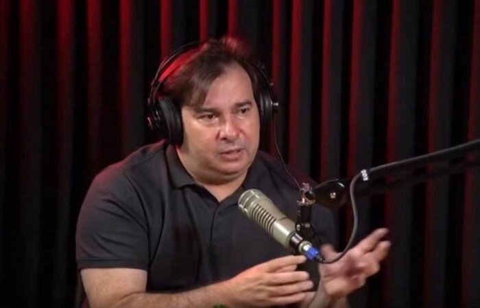 /crédito: DerreteCast/YouTube/Reprodução /crédito: DerreteCast/YouTube/Reprodução