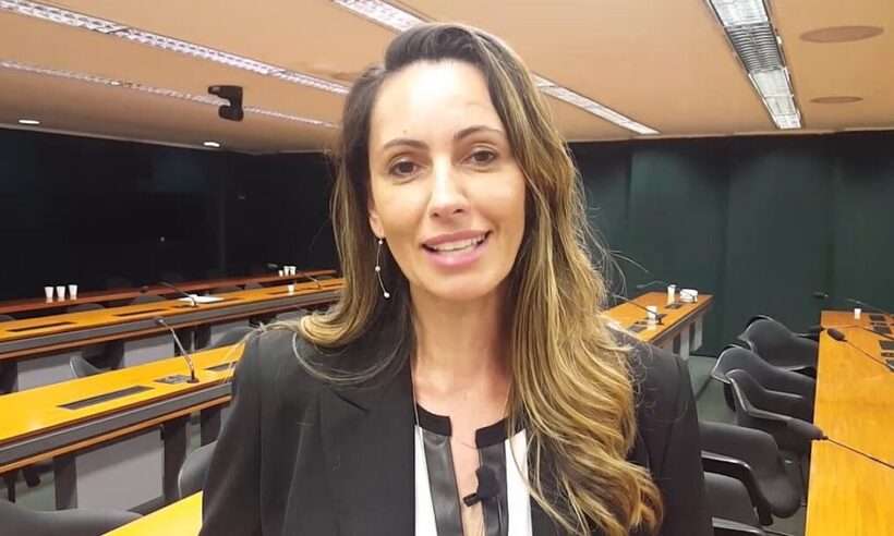 /De acordo com a ex-jogadora de volêi, a carta à nação desmonta a narrativa de golpe. Foto: Reprodução/Redes sociais /De acordo com a ex-jogadora de volêi, a carta à nação desmonta a narrativa de golpe. Foto: Reprodução/Redes sociais