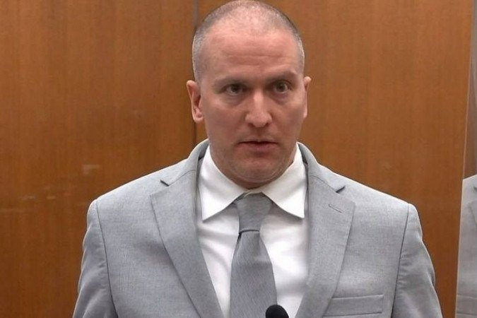 /O advogado de Chauvin alegou que o agente seguiu os procedimentos em vigor na polícia no momento e que a morte de Floyd foi provocada por problemas de saúde. Foto: POOL VIA COURT TV / AFP /O advogado de Chauvin alegou que o agente seguiu os procedimentos em vigor na polícia no momento e que a morte de Floyd foi provocada por problemas de saúde. Foto: POOL VIA COURT TV / AFP