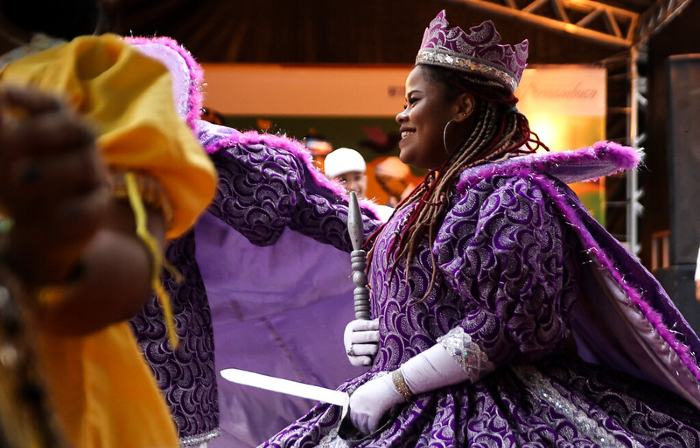 Maracatu Leão Coroado no Carnaval na Casa da Cultura, em 2019/Foto: Fernando Figueroa/Secult PE-Fundarpe Maracatu Leão Coroado no Carnaval na Casa da Cultura, em 2019/Foto: Fernando Figueroa/Secult PE-Fundarpe