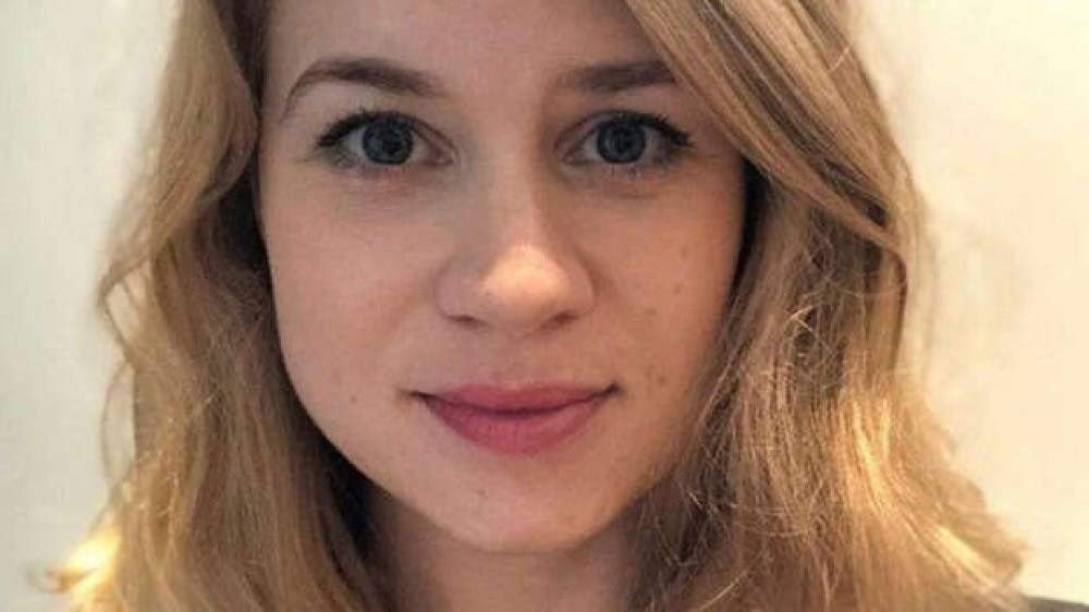 Sarah, executiva de marketing de 33 anos, voltava da casa de um amigo quando foi abordada pelo carro de Wayne