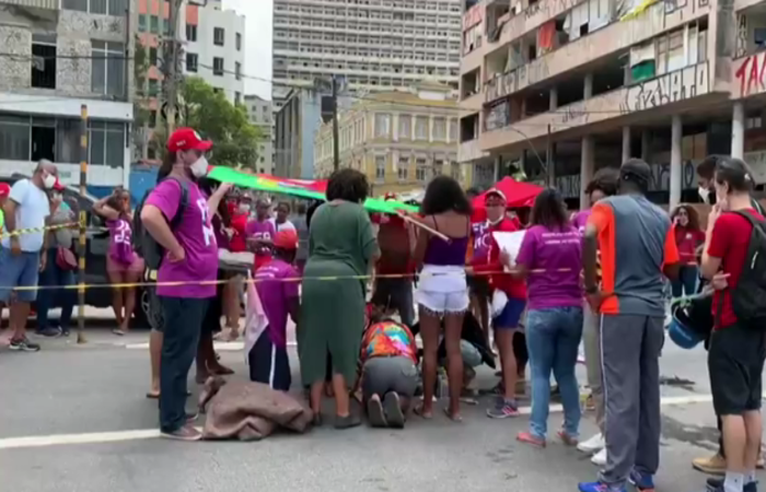 Atropelamento ocorreu nos momentos finais da manifestação, na Av. Martins de Barros, no bairro de Santo Antônio/Reprodução/Portal G1 de notícias Atropelamento ocorreu nos momentos finais da manifestação, na Av. Martins de Barros, no bairro de Santo Antônio/Reprodução/Portal G1 de notícias