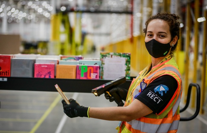 O décimo primeiro centro da empresa no Brasil empregará cerca de 860 pessoas, direta e indiretamente/Foto: Amazon/Divulgação O décimo primeiro centro da empresa no Brasil empregará cerca de 860 pessoas, direta e indiretamente/Foto: Amazon/Divulgação