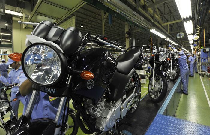 Com alta de 64,2%, a venda de veículos, motocicletas, partes e peças ajudou a melhorar o índice geral do comércio varejista ampliado no estado/CNI/José Paulo Lacerda
