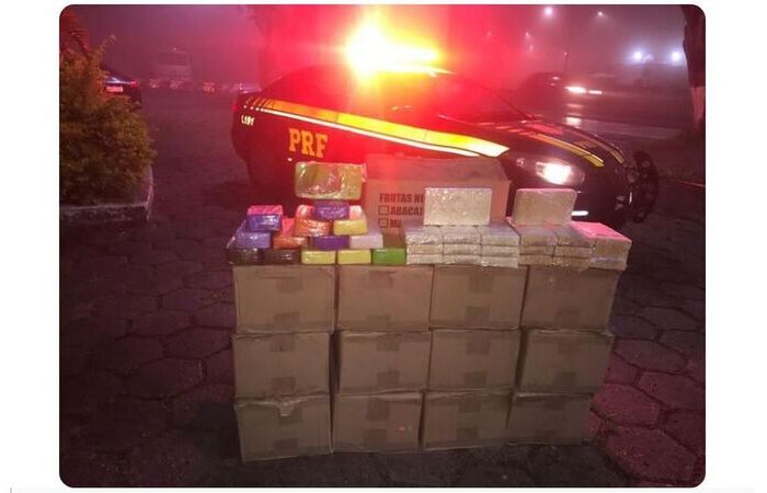 Devido ao alto grau de pureza, a apreensão da droga representa um prejuízo financeiro de R$ 72,9 milhões ao crime organizado/Foto: PRF/Divulgação Devido ao alto grau de pureza, a apreensão da droga representa um prejuízo financeiro de R$ 72,9 milhões ao crime organizado/Foto: PRF/Divulgação