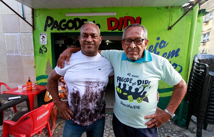 Didi e o filho Rico são dois dos nomes familiares que gerenciam o espaço
