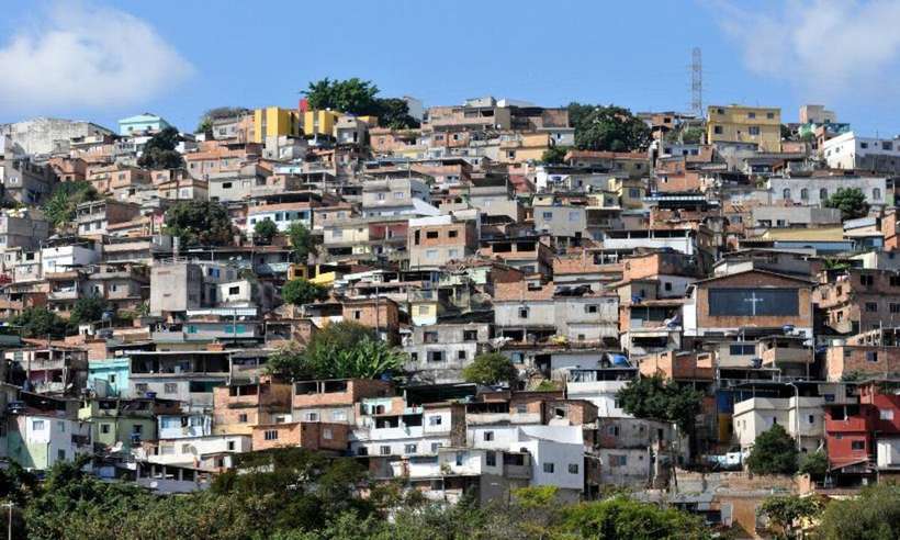 /Crescimento das favelas entre 1985 e 2020 no Brasil pode ser comparado ainda a três vezes a área de Salvador ou 11 vezes a de Lisboa, capital de Portugal. Foto: Gladyston Rodrigues/EM/D.A Press