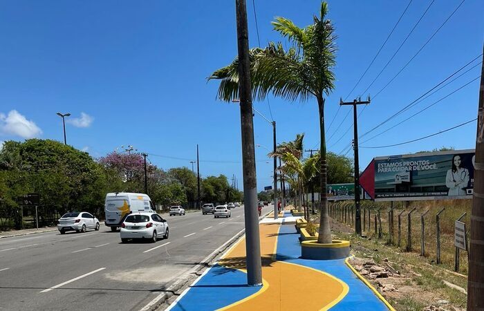 As intervenções na entrada da cidade foram intensificadas desde o início do ano, com limpeza, conservação e capinação./Secretaria de Comunicação de Olinda/Divulgação